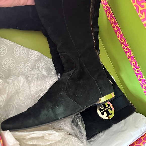 Black Velvet Tory Burch Boots Size 8.5 Gold Heel - Picture 1 of 3